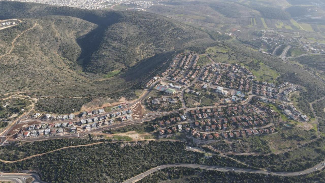 Moreshet לגעת במרום - אביטל ואלעד Zimmer in the Galilee מראה חיצוני תמונה